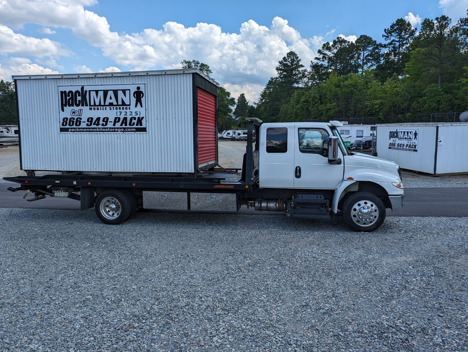 Packman Mobile Self-Storage Delivery